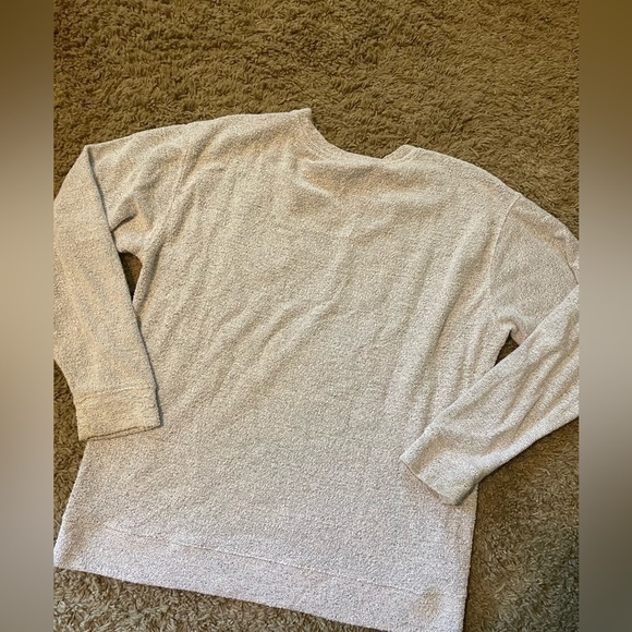 PINK VS crew neck Large - Picture 6 of 6